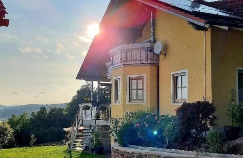 Perlhutte Apartment | Vacation apartment (90sqm) with a view of the Perlsee lake