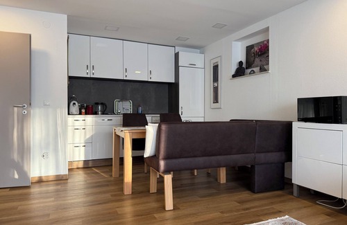 Witzenhausen Apartment | Vacation apartment in a quiet location in the middle of cherry country