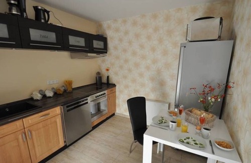 Neu Mukran Apartment | Vacation apartment Feuerstein with terrace - Ferienappartement Feuerstein