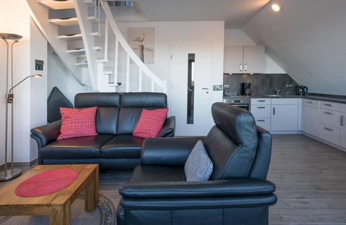 Norderhafen Apartment | Vacation apartment Käpt'n Cook 09 in Nordstrand for up to 3 people