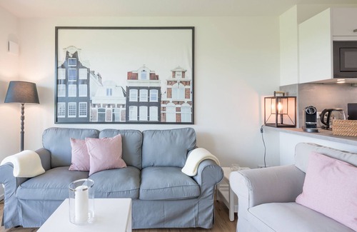 Norderhafen Apartment | Vacation apartment Liselotte on Nordstrand for up to 4 people