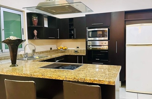 Mazatlan House | 💎 VACATION APARTMENT ON MAZATLAN'S MALECON AND BEACHFRONT 💎