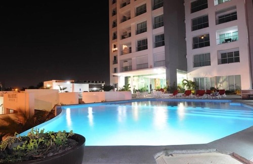 Mazatlan House | 💎 VACATION APARTMENT ON MAZATLAN'S MALECON AND BEACHFRONT 💎