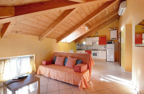 Varazze Apartment | Vacation Apartment Trilocale in villa Apt 5 with Sea View, Garden & Terrace