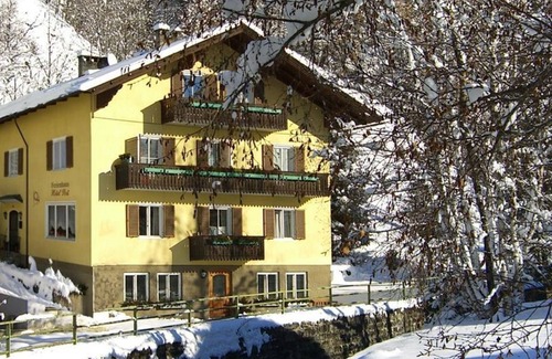 Grosskirchheim Apartment | Vacation apartment W8, 1 bedroom, 2 bedrooms, kitchen, shower bath WC - Ferienhaus Hotel Post