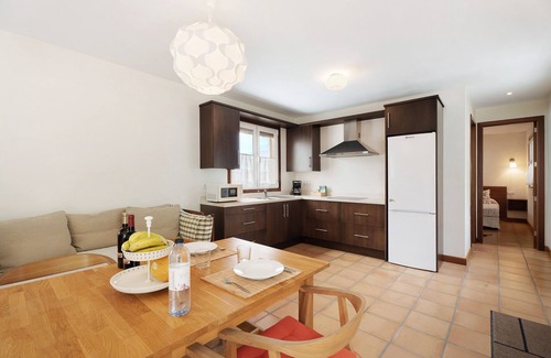 Playa San Juan Apartment | Vacation Apartment 'Finca La Calabacera Roja' with Shared Pool, Private Terrace and Wi-Fi