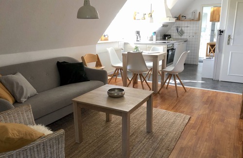 Kotzenbull House | Vacation farm in secluded location with garden & sauna - ideal for families