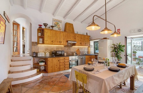 Sao Bras de Alportel House | Vacation Home "Almóada - Eclectic Boutique" with Mountain View, Private Heated Pool & Wi-Fi