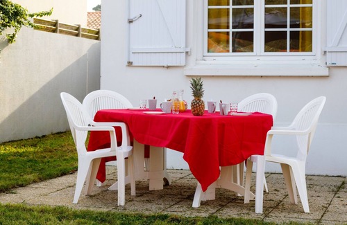 La Bernerie-en-Retz House | Vacation home Remagy by Interhome