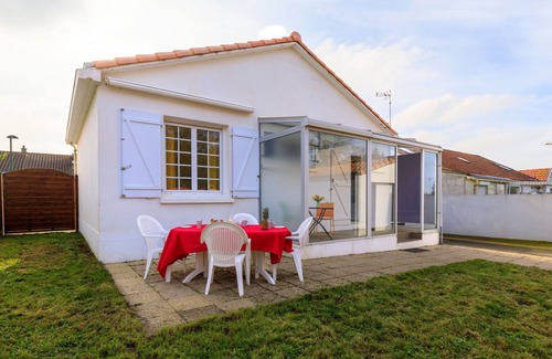 La Bernerie-en-Retz House | Vacation home Remagy by Interhome