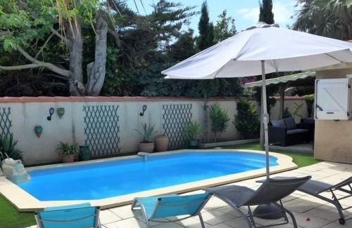 Sainte-Marie-la-Mer House | Vacation home Les Cerisiers in Sainte Marie Plage - 8 persons, 4 bedrooms