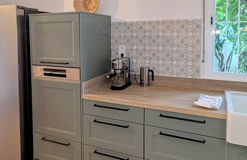 Plaza De La Costera House | Vacation home (10 people) for families with pool, garden, roof terrace, close to the beach