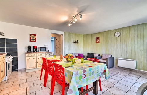 Saint-Pierre-d'Oleron House | Vacation home Arceau by Interhome