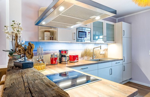 Olpenitz House | Vacation home "Auszeit" with sauna, fireplace, south-facing terrace and 50 meters to the Baltic Sea beach