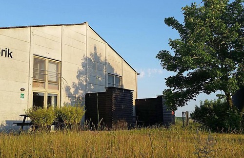 Beveren House | Vacation home Bbrik by Interhome