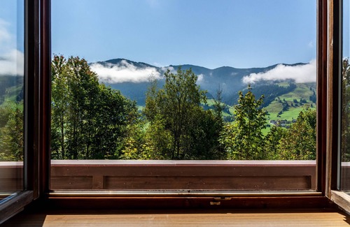Leogang House | Vacation Home "Birnberg" with Mountain View, Private Terrace & Wi-Fi