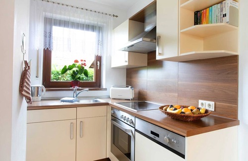 Friedrichskoog-Spitze House | Vacation home Britschock with fenced garden and sauna - Holiday home Britschock