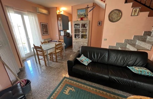 Campo Ascolano Apartment | Vacation home by the sea with garden and near Rome