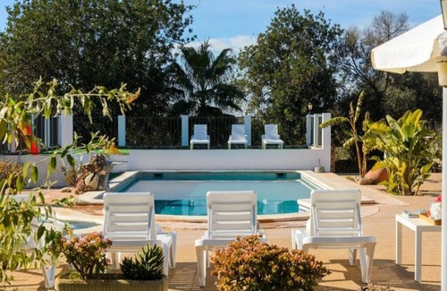 Sant Carles de Peralta House | Vacation Home "Can Prats" with Mountain View, Private Pool & Wi-Fi