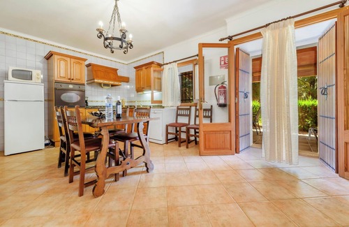 Campos House | Vacation Home Casa Es Torrent with Mountain View, Pool, Wi-Fi, Garden & Terrace