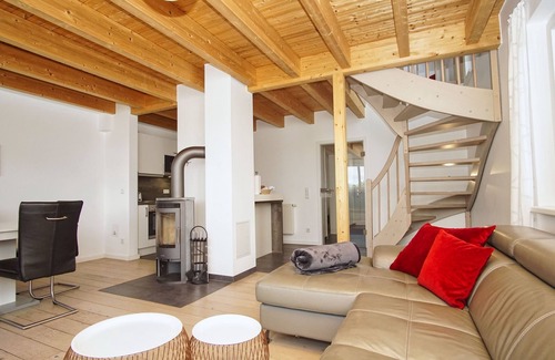Monchgut-Granitz House | Vacation home near the harbor with terrace and sea view - Holiday home TimpeTe Backbord