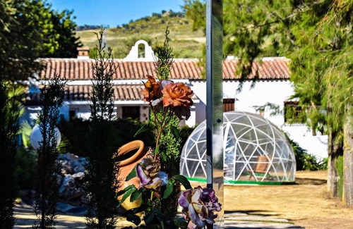 Montecorto House | Vacation Home 'El Rancho' with Mountain View, Pool, Wi-Fi & Garden