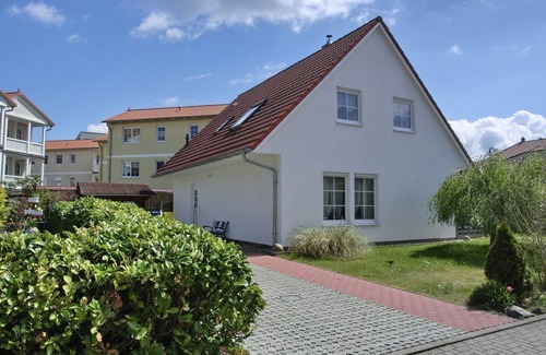 Graal House | Vacation home FH1 - LUXURY vacation home with WLAN for 8 pers. NOW with wallbox