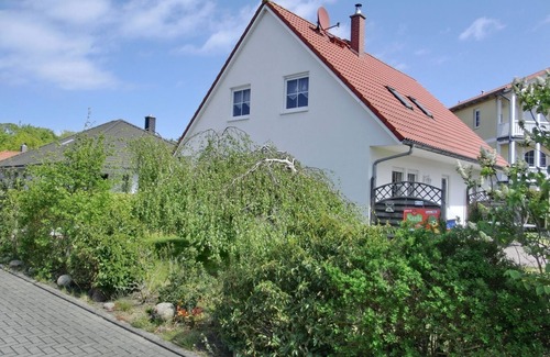 Graal House | Vacation home FH1 - LUXURY vacation home with WLAN for 8 pers. NOW with wallbox