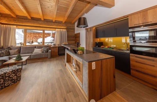 Hinterglemm House | Vacation home for 10 guests with 120m² in Hinterglemm (273717)