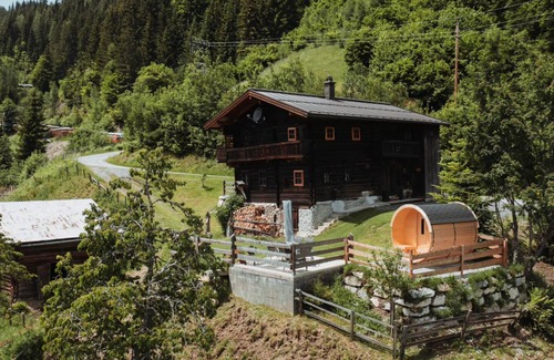 Bischofshofen House | Vacation home for 6 guests with 120m² in Bischofshofen (270118)