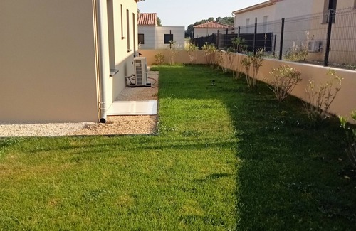 Boisset-et-Gaujac House | Vacation home in rural village