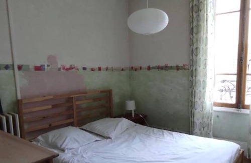 Quartier de France House | Vacation Home "Grande Maison Ancienne" with Private Terrace & Wi-Fi