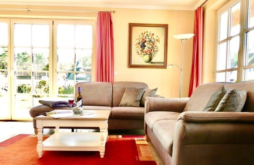 Bodstedt House | Vacation home Haubenlerche 20 - Close to nature - Ferienhäuser Kranichsruh
