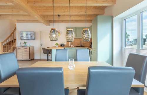 Kating House | Vacation home "Huus Ipernboom" in Kating for up to 6 people