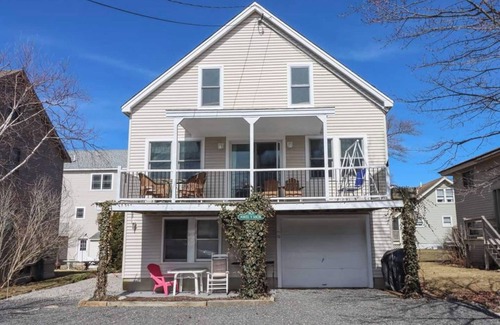 York Beach House | Vacation home in between two sandy beaches with ample room throughout