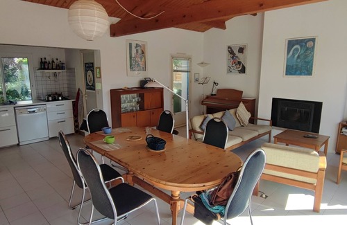 La Remigeasse House | Vacation home in a quiet location and close to the beach