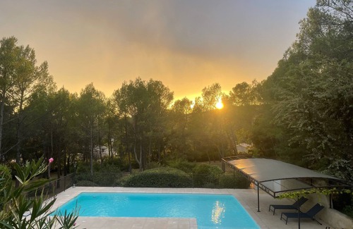 Gareoult Ski Chalet | Vacation home in Garéoult, a picturesque village in the south of France