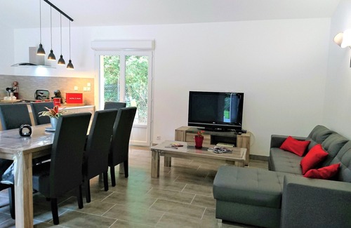 Montolieu Villa | Vacation home in Montolieu - Village du livre et des arts en Occitanie.