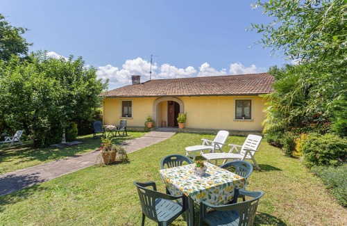 Vicchio House | Vacation Home in Pilarciano with 4 bedrooms sleeps 7