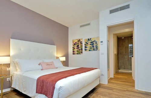 Rione XVIII Castro Pretorio House | Vacation Home in Rome with 1 bedrooms sleeps 4