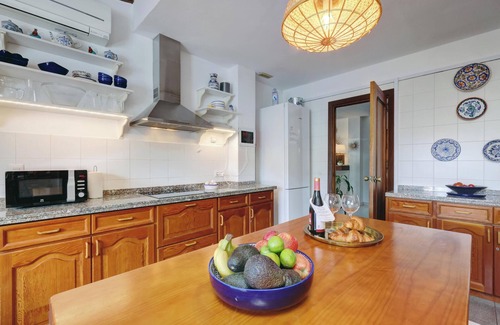 Historic Center of Estepona House | Vacation Home 'La Casa de Manuel' Close to the Beach with terrace