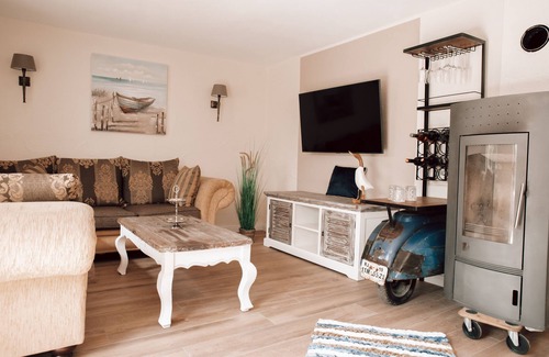 Leutesdorf House | Vacation home Leutesdorf Rheinzeit-614 located directly on the Rhine