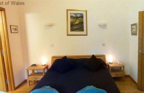 Llandovery House | Vacation home Llety Gwedd in Llandovery - 8 persons, 4 bedrooms