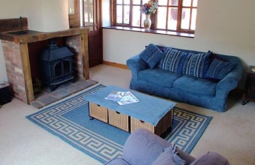 Exminster House | Vacation home Luccombe Barn in Exeter - 5 persons, 2 bedrooms