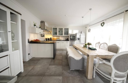 Scharbeutz House | Vacation home Meerplatz Your exclusive & plenty of space to relax.