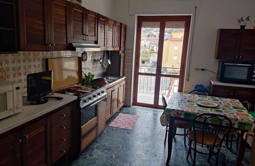 Falerna Marina Apartment | Vacation home on the beach.