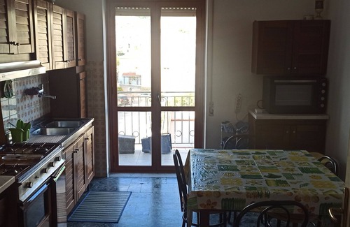 Falerna Marina Apartment | Vacation home on the beach.
