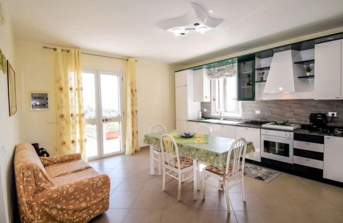 Floridia House | Vacation home Orange by Interhome