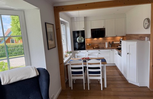 Friedrichskoog-Spitze House | Vacation home Queller 14, fenced garden, Wlan - Holiday home Queller 14
