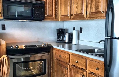 Grand Barachois House | Vacation home right by the sea, with its own beach.